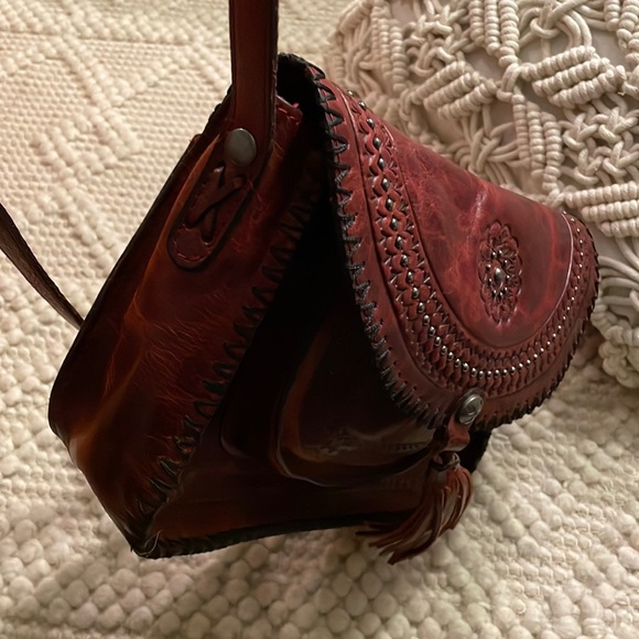 Patricia Leather Crossbody - Picture 4 of 9